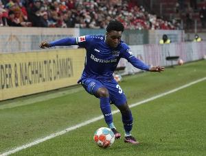 电竞世界杯下注网站-刚提的新车弗林蓬上次长期伤缺为3年前韧带撕裂，他缺席2个月