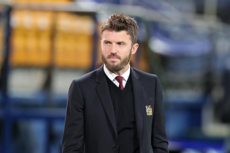 电子竞技投注-曼联新帅是他?44岁前名宿紧急救火,他能延续自己踢球时的硬度么